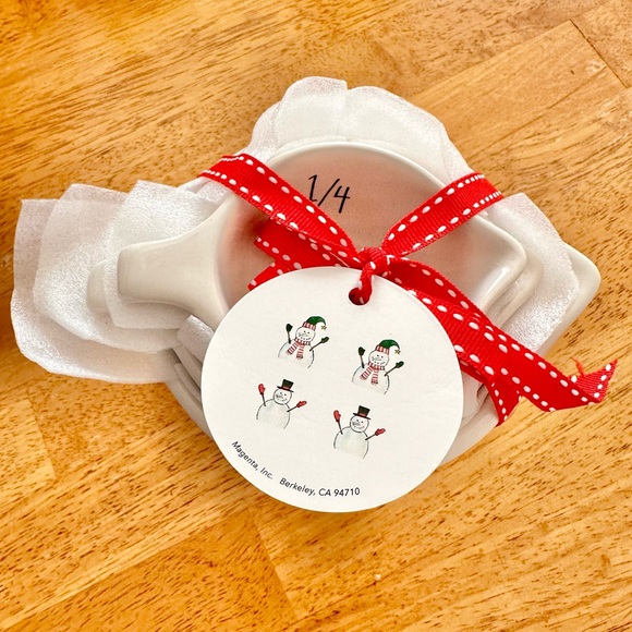 Rae Dunn Christmas Snowman Designs Ceramic Measuring Cups BRAND NEW!! - Picture 3 of 4